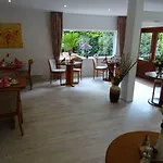 Πανσιόν Gaestehaus Schwentineblick 3*