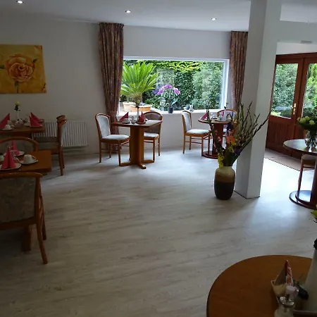 בית הארחה Gaestehaus Schwentineblick 3*