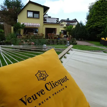 Gaestehaus Schwentineblick Pensión Malente