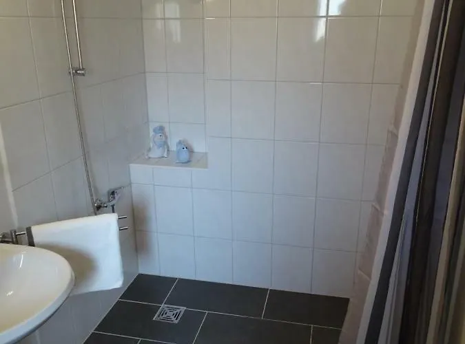 Gaestehaus Schwentineblick Pensionat 3*